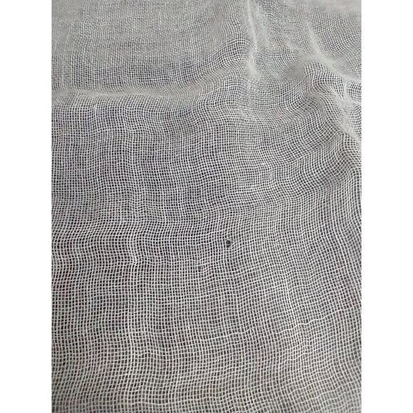 VINTAGE White Muslin Scarf with Green Beaded Trim – Handkerchief 26.5” x 26.5” - Picture 3 of 11